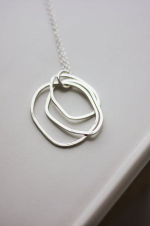 Layered Organic Circle Necklace Necklace Fawn and Rose 