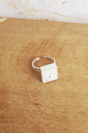 Square Jesmonite Ring Fawn and Rose 