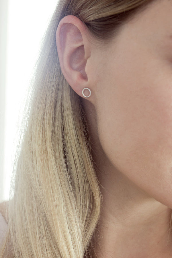 Tiny Open Circle Stud Earrings Silver Fawn And Rose