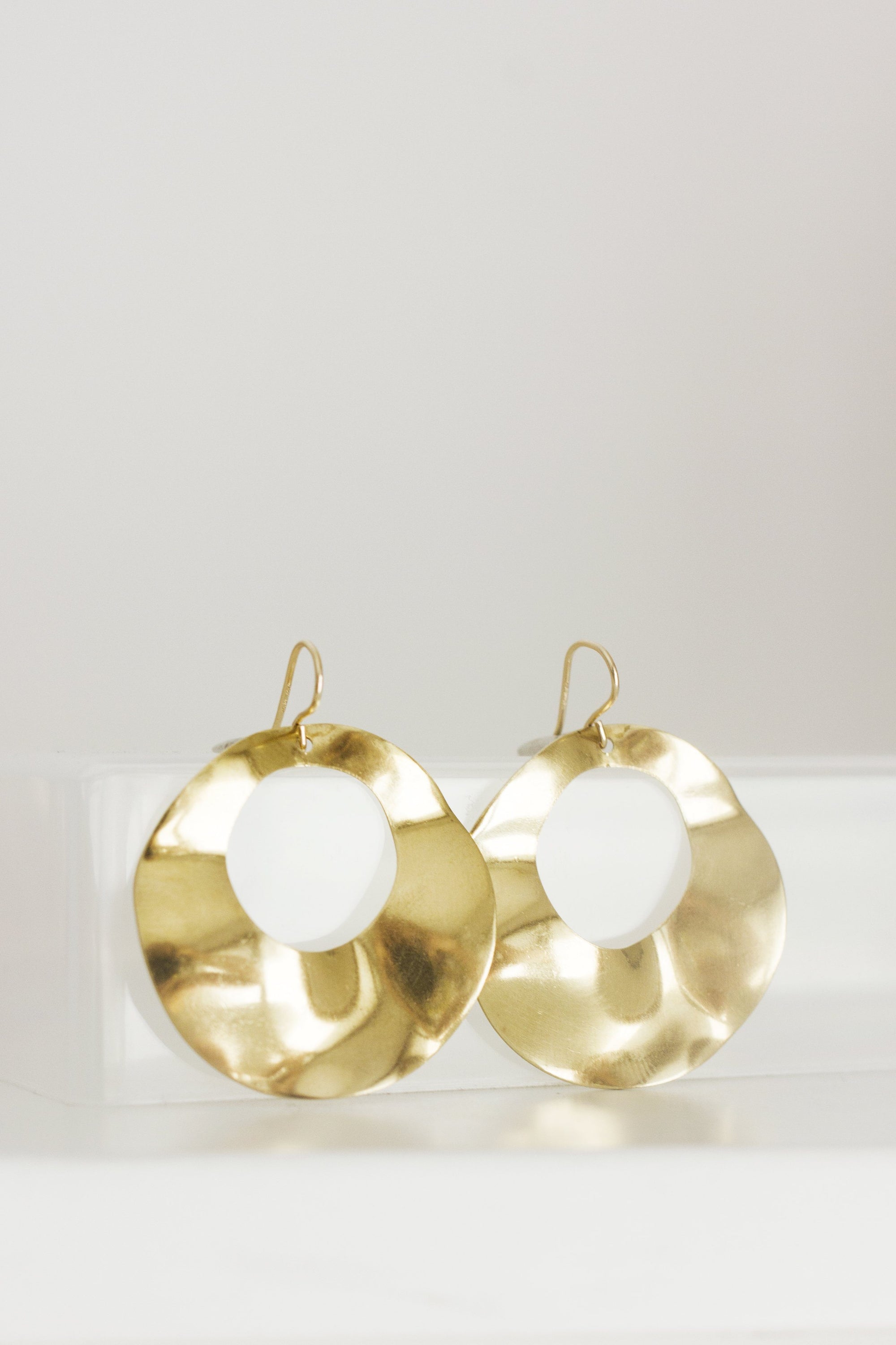 Wavy Brass Circle Earrings Earrings Fawn and Rose 